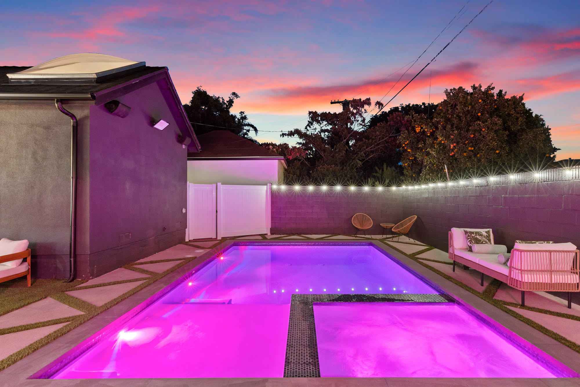 Pool & Spa