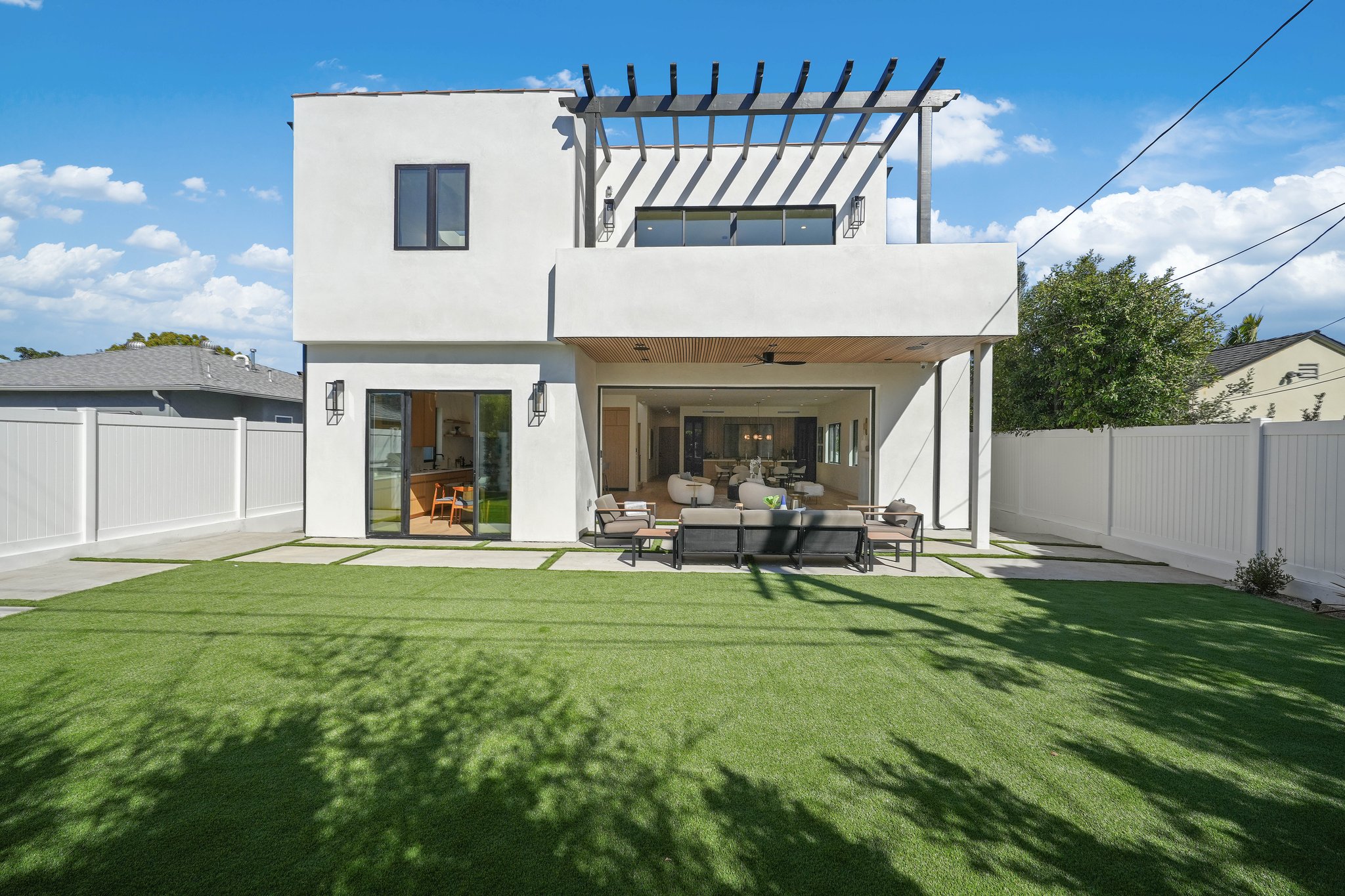 Exterior yard - Yang family — New Vision Builders