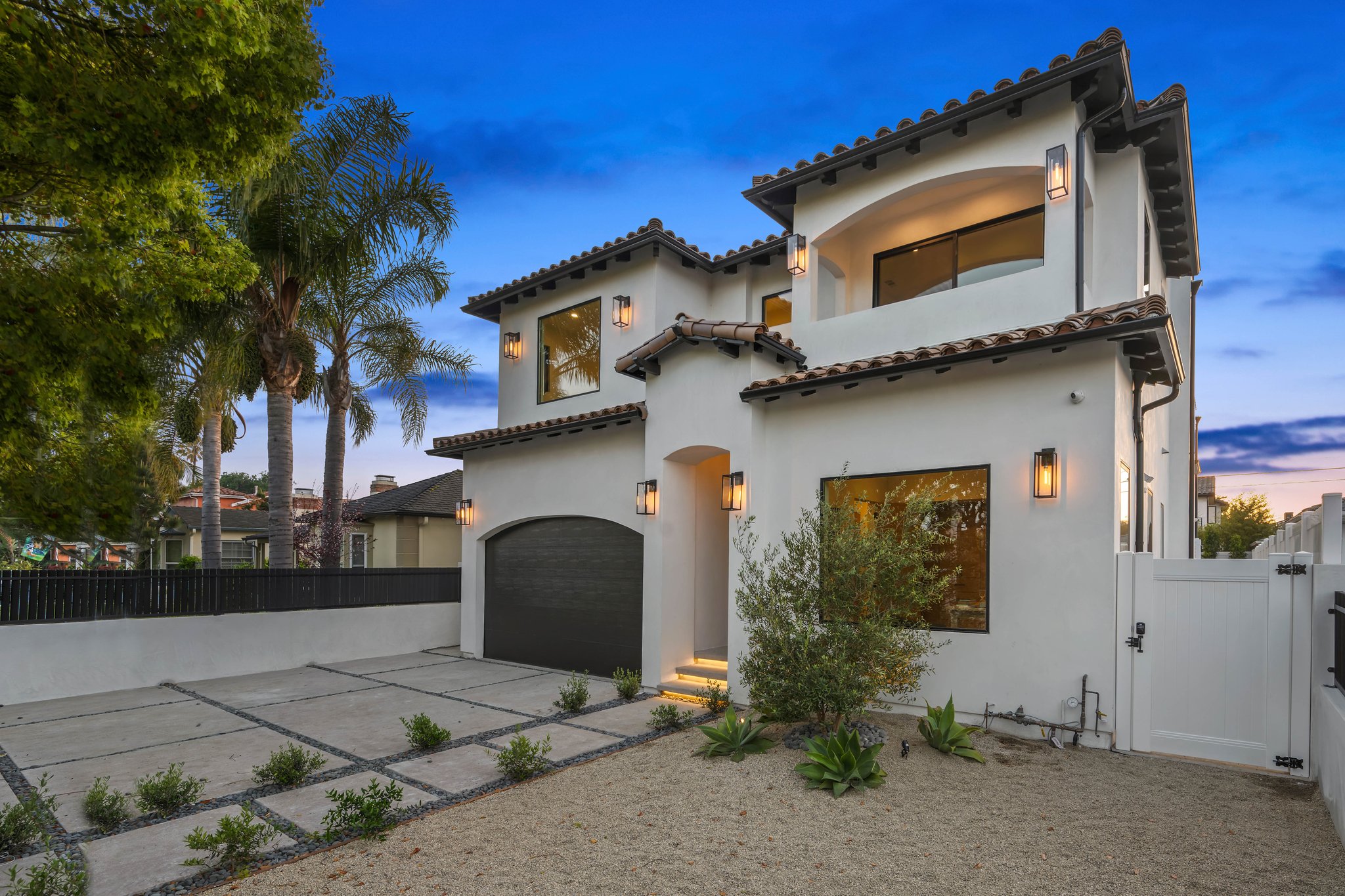 Exterior yard - Yang family — New Vision Builders