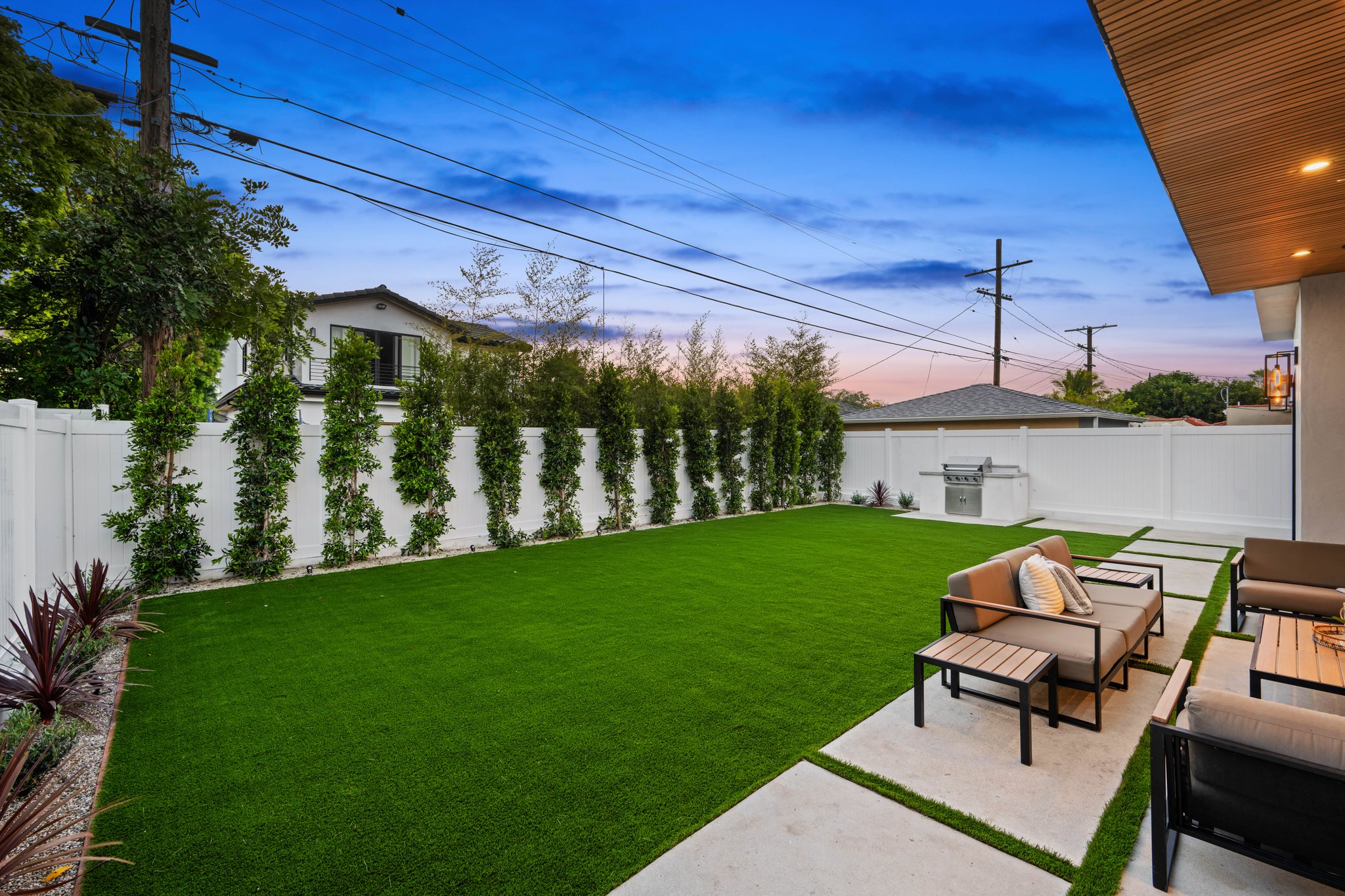 Exterior yard - Yang family — New Vision Builders