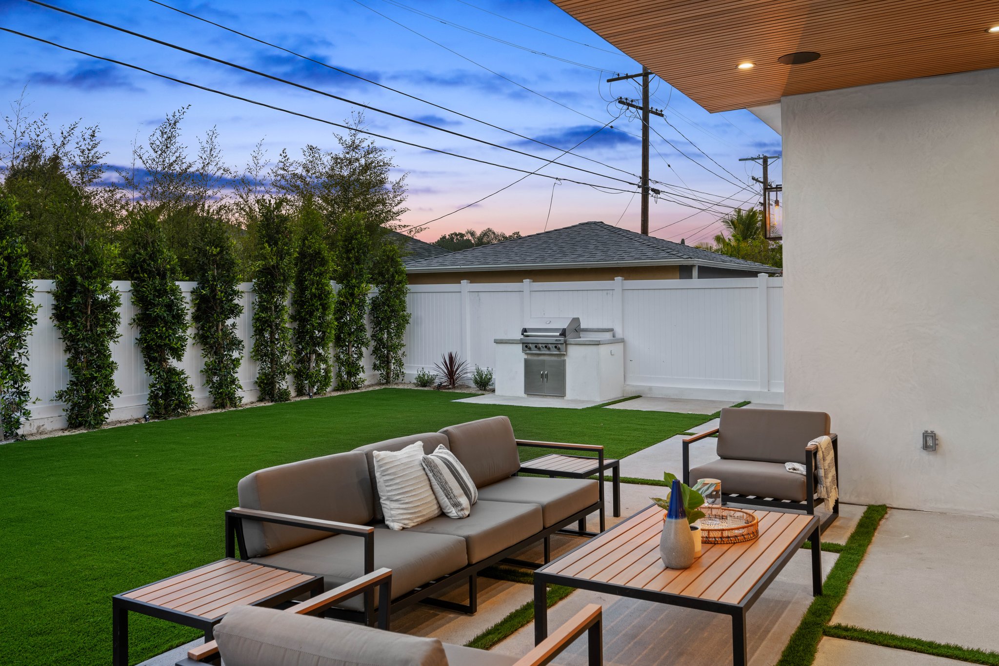 Exterior yard - Yang family — New Vision Builders