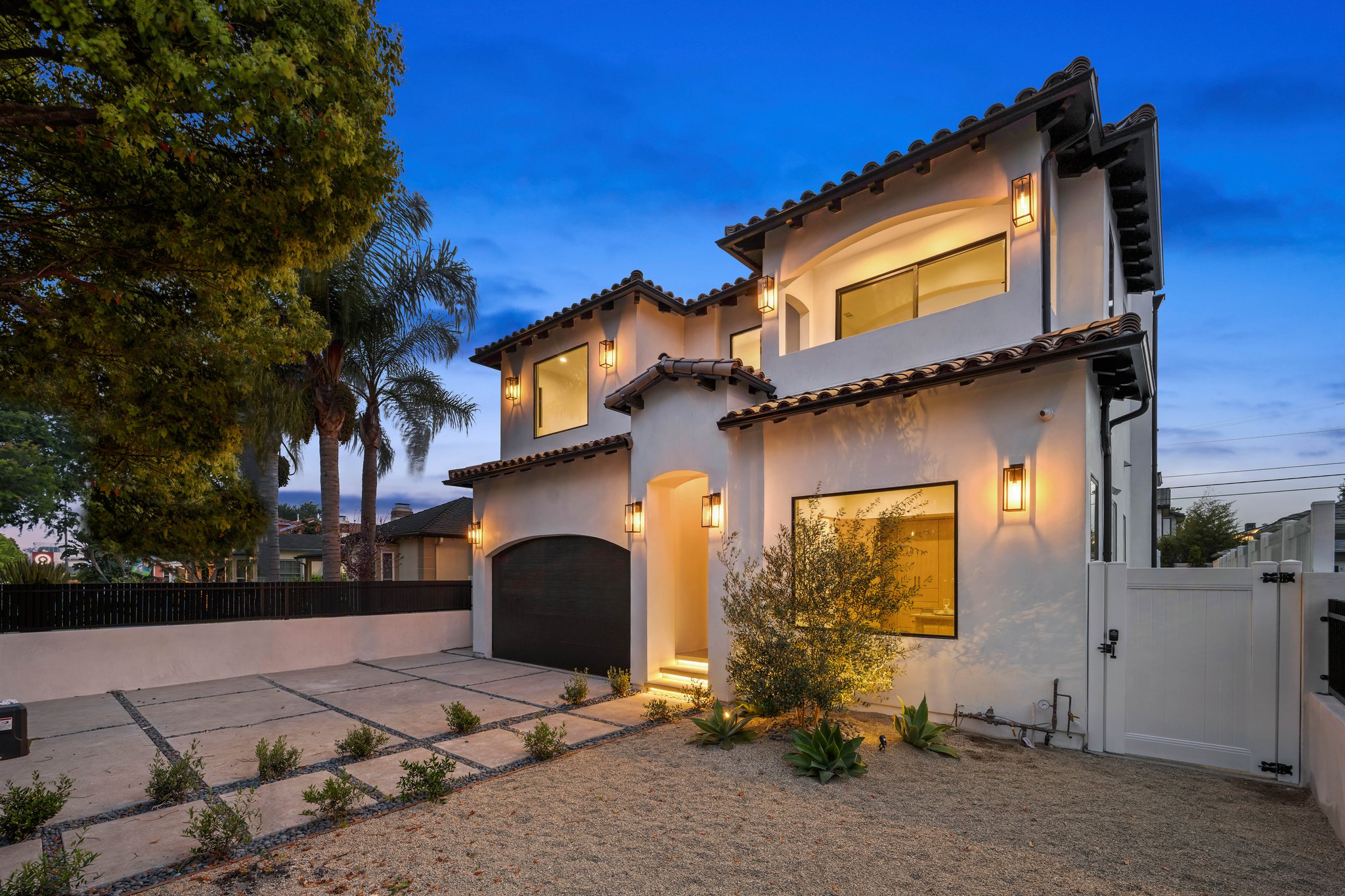 Exterior yard - Yang family — New Vision Builders